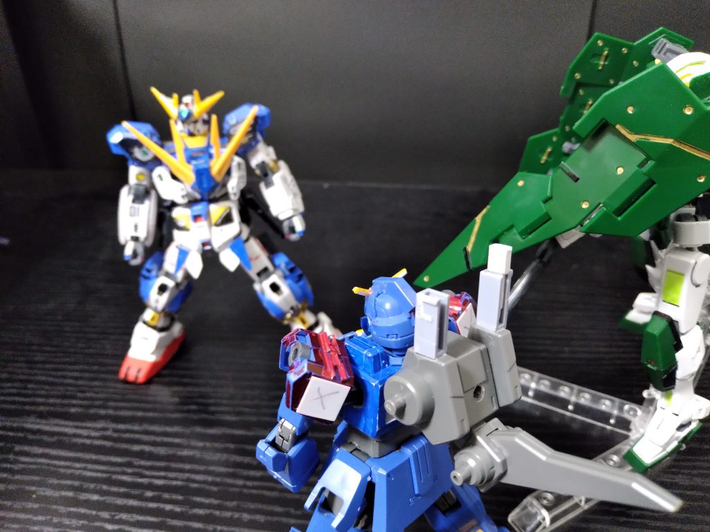 ウーアオー【ここは?どこ?】デュナメス【オーイ!】ストカス【まっ、まあまあそんなときもあるよ】???【よお!迷子かい?御愁傷様!】デュナメス【その声は!】百式【そうよその通りよぉ!】