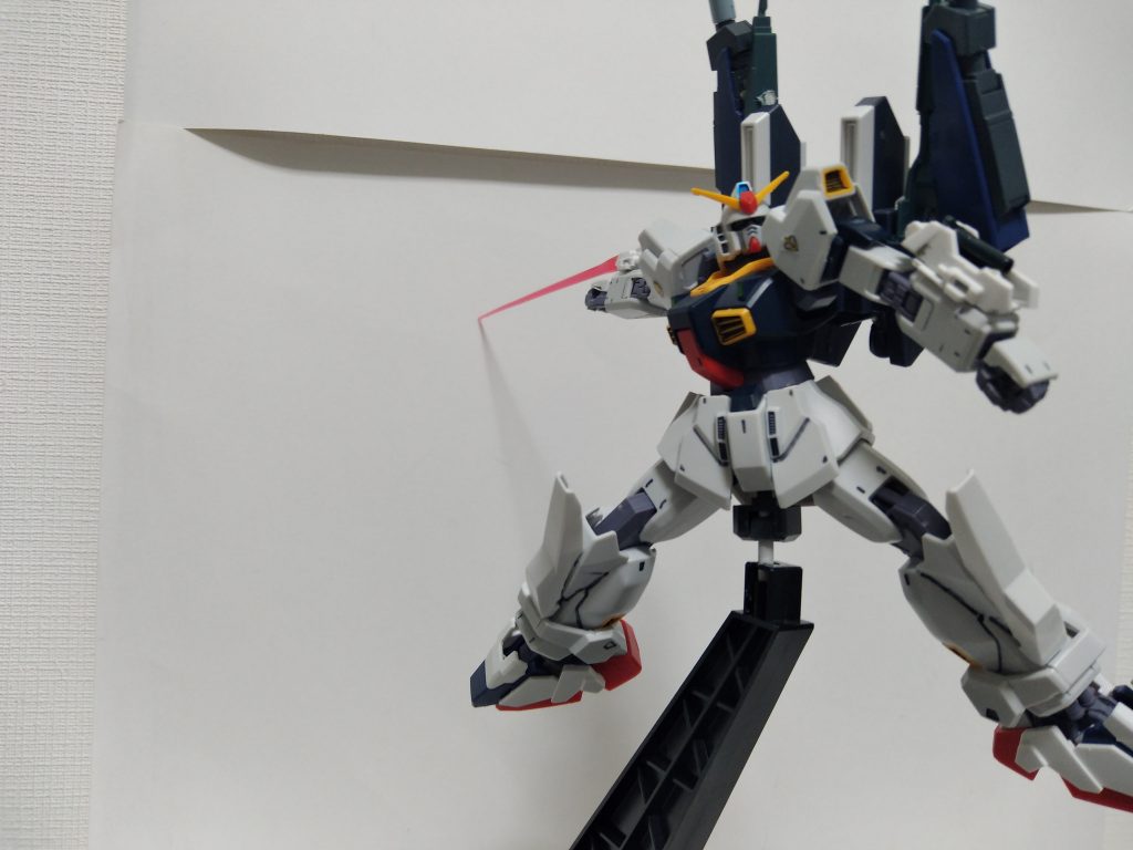 ビームトンファー右腕がトンファー左腕がバルカンとのことです知らないですが【聞いとけ】