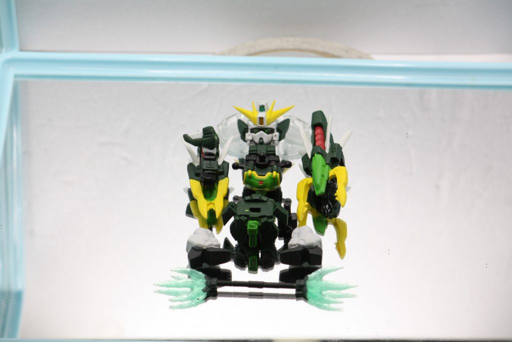 パーツはこんな感じで