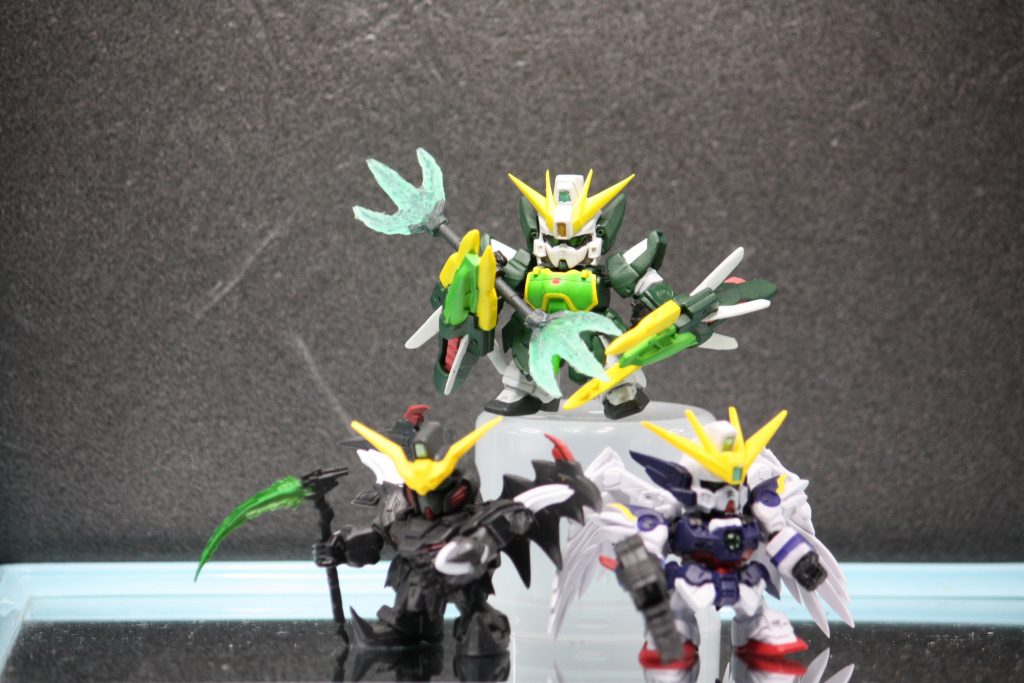 ベースのガシャポン戦士ｆとパシャリ