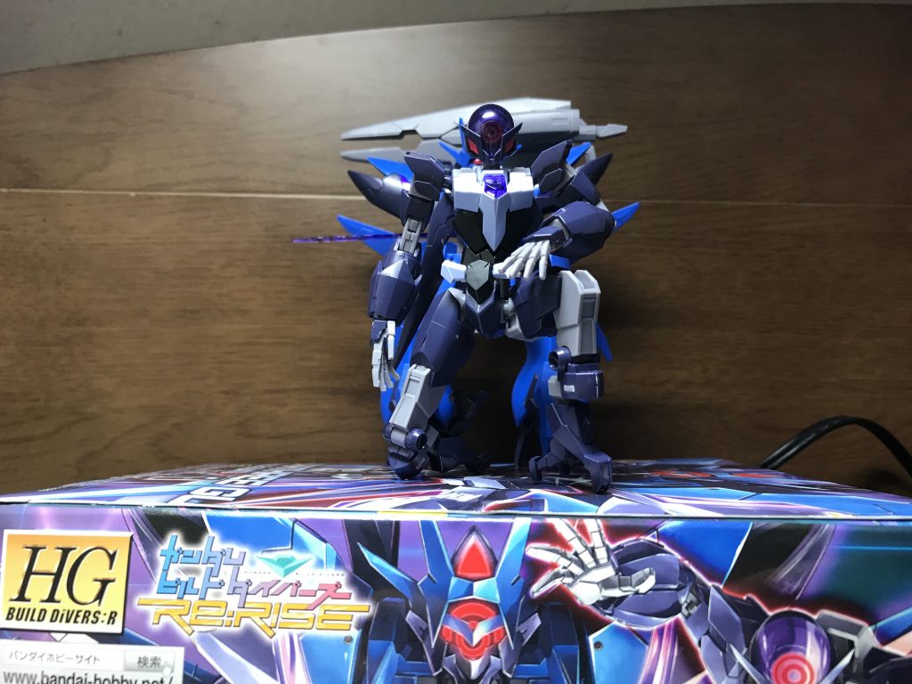 オリジナルアーマー「ディストーテッド(仮称)」を絶賛製作中のヨートです。ですが今回はそれではなく、安易な思い付きで作ったミキシング作品の紹介です。