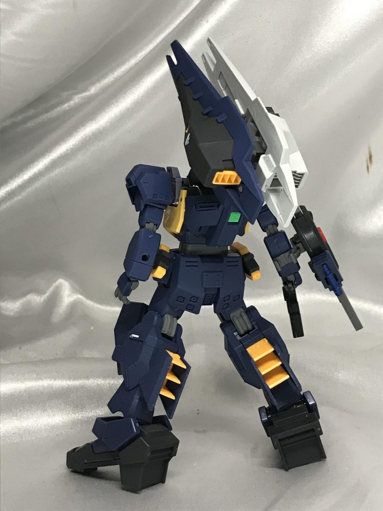 背部はもうほぼヘイズル。