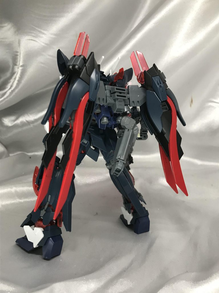 背中。まんま炎のバインダーをつけてますが、一応これはアームドアーマーXCの発展型ってイメージですwゼノコネクトMk-3