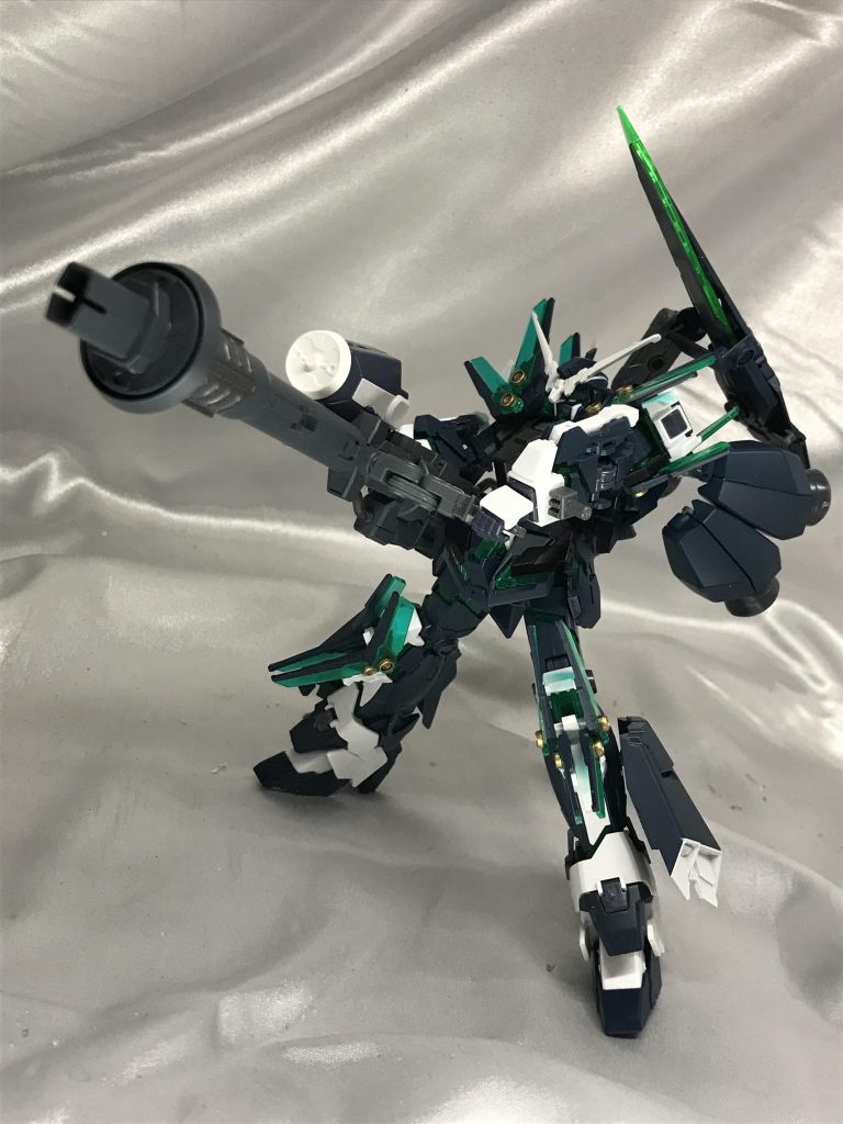 ド迫力だ。武器は共通で使えるので、バスターもしっかり保持できます。やっぱ長物はいいですね（＊゜ー゜）