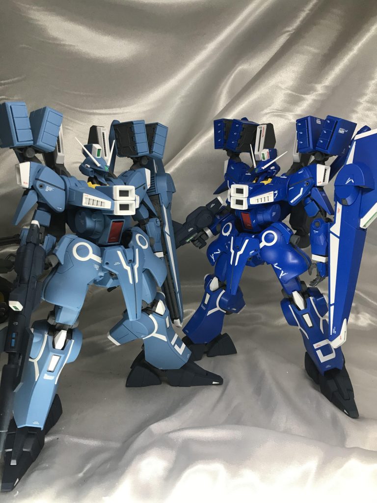素組と比較(笑もちろん二個組みましたとも!どちらの青もいいですね。