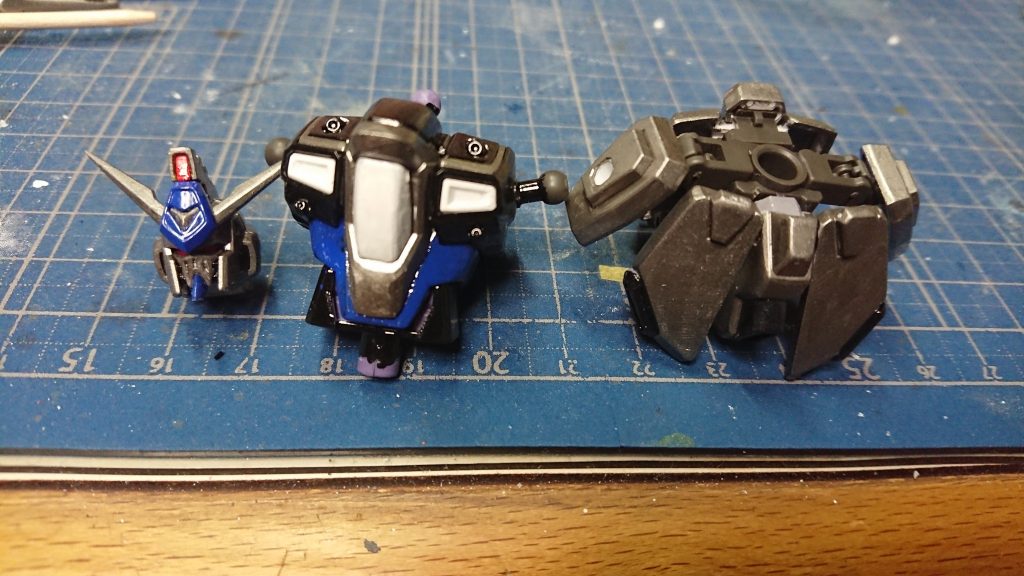 全塗装はあまりやっていなかったため時間をかけて少しずつ塗装しました。