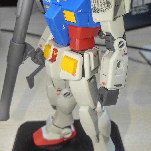 EG RX-78-2 ガンダム　成形色仕上げ