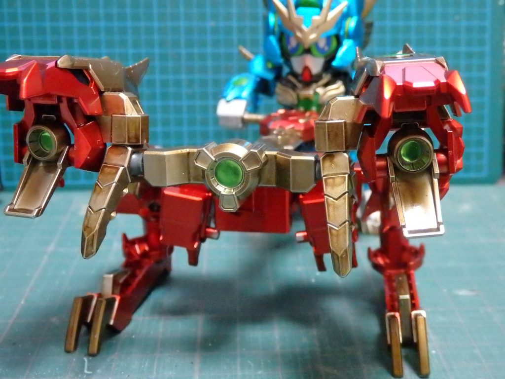 強化パーツ（別売り）のアヴァランチレックス バスターです。後々、赤いヴァルキランダーを作る予感がするので、レックスバスターは赤で塗装しました。改造はしていません。青のヴァルキランダーとも合いますね。合体。アヴァランチヴァルキランダーです。