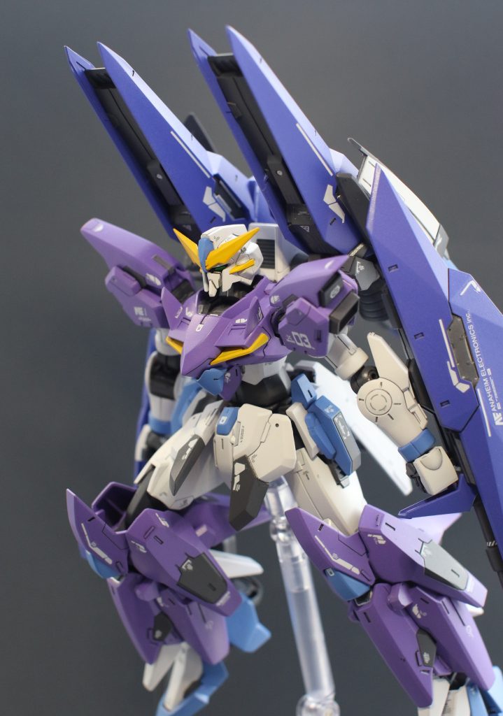 ヒュージブースターで機動力は通常の三倍？コンテナみたいな形してるので、脳内では大量のミサイルが積んであります。