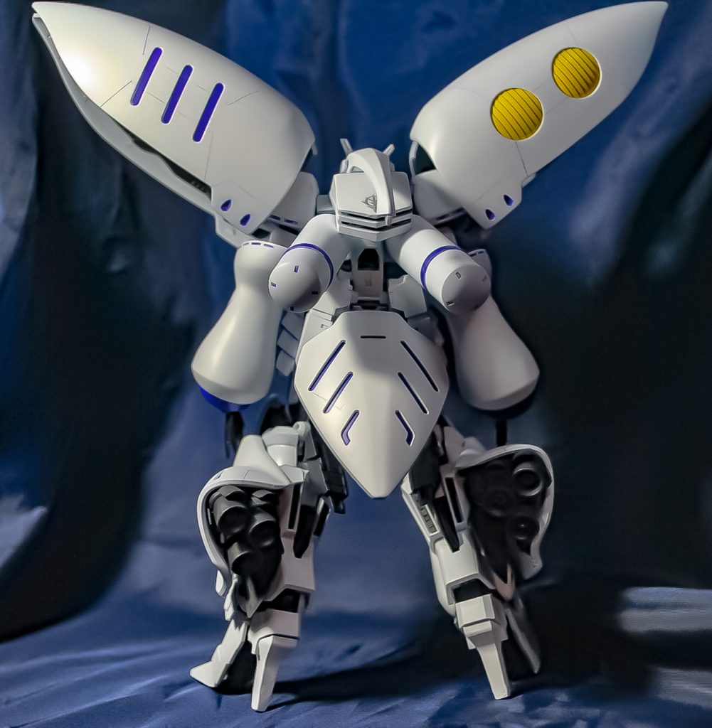 リアビューです。バックパックのビームサーベル取付部を利用してプロペラントタンクを増設。脱着可能としました。