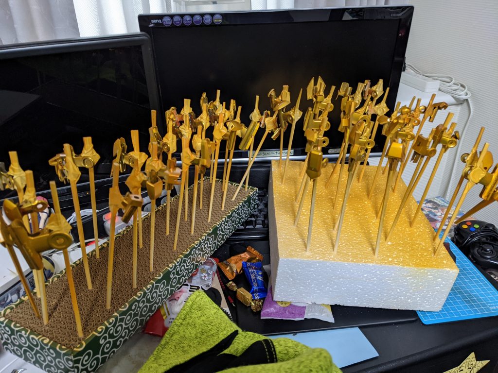 乾燥中。これだけではクリップが足りずに第二陣を用意したという。