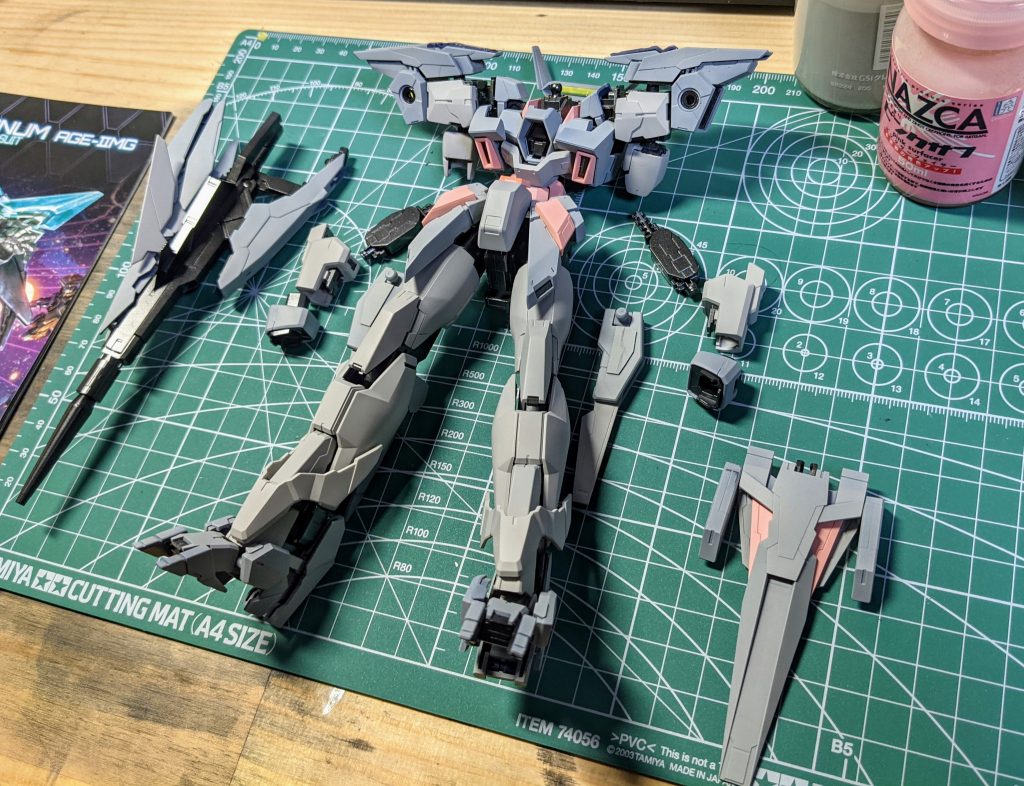 サフ掛け時点では、色合いをどうするか決まっておらず、今回一番の難所でした。