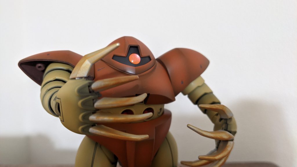 爪はウェザリングマスターで赤錆塗りました