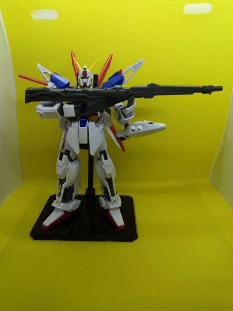 前回のデルタ・メガは中距離対応だったので、近接特化にしようとデスティニーのビーム・ブーメランをビームライフルもデルタ・プラスにすれば良かったかな