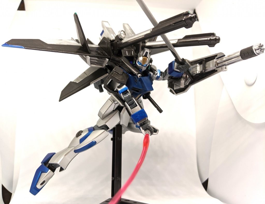 「これが、射撃と近接戦に特化したI.W.S.P.の力だ!」