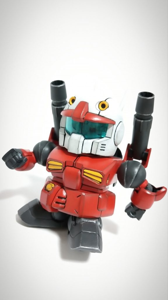 歩くポーズ。よく可動するので、表現つけやすいです。