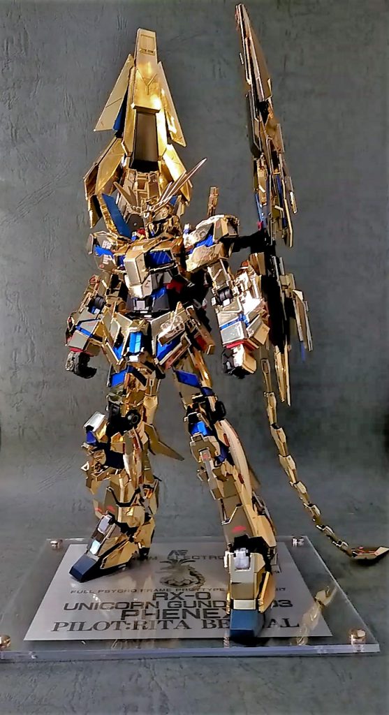 メッキ以外は通常のラッカー系で塗装し、