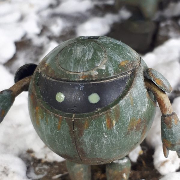 理想の『汚し』を模索しながら作ってます。