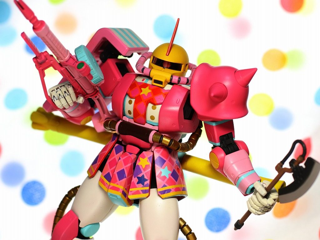 アイカツ！に欠かせない「斧」やザクマシンガン、ザクバズーカもあります。斧はそのまま伐採用で、マシンガンとバズはライブ用の演出でプレゼントボールや紙吹雪を出せるゾ！