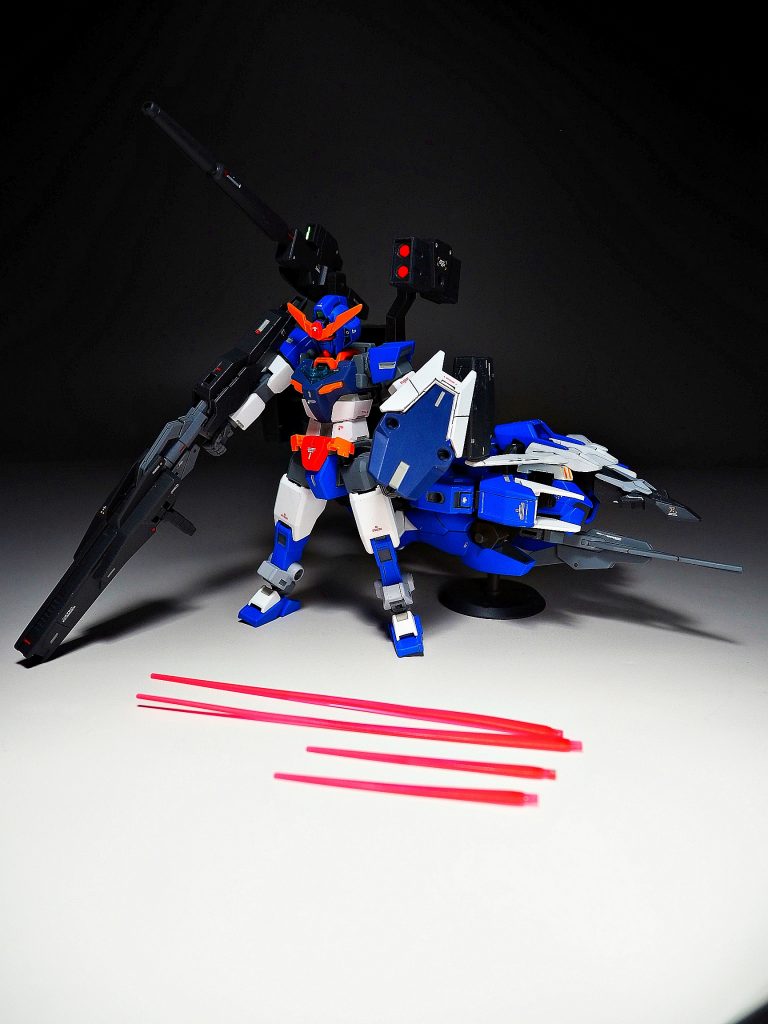 全パーツ。分離して良し、合体して良し。まさに理想のオラガンダムだよね。なかなか今は買えないけど、また作る機会があれば作りたいな。