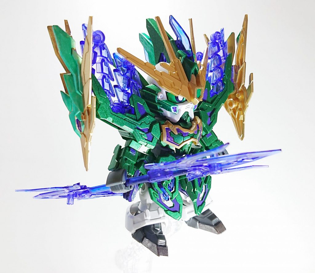 タミヤラッカー・メタリックグリーンを中心にメタリック風味で塗装しました。エナメル塗料に切り替えた辺りの作品です。