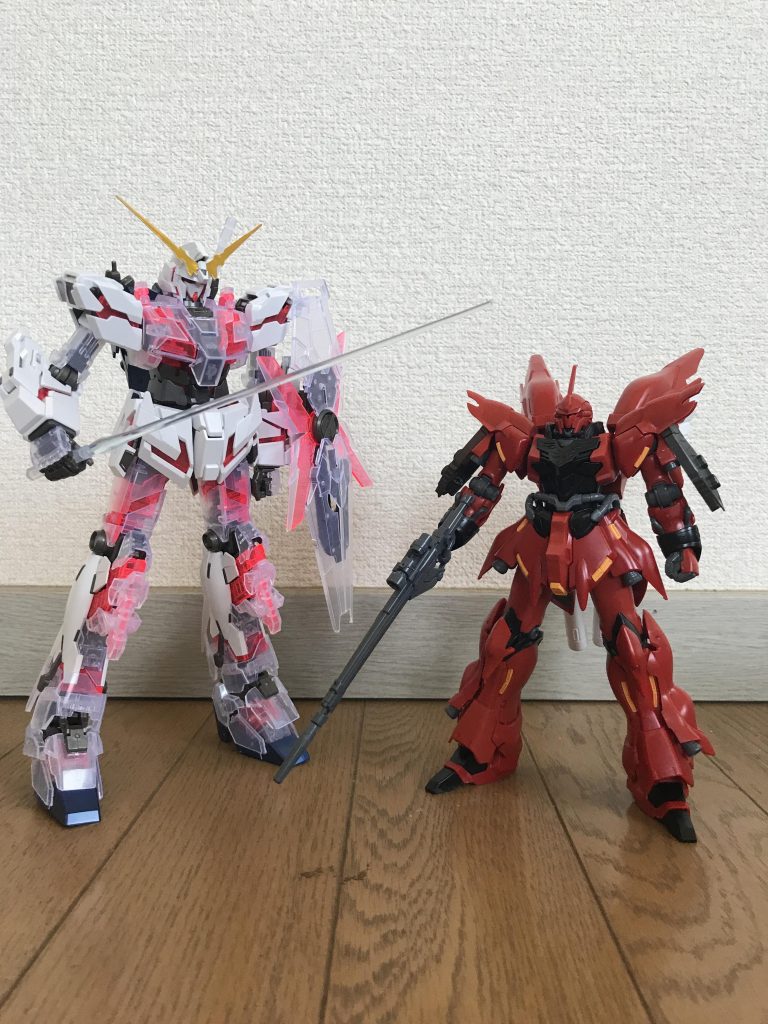 最後に一番くじのユニコーンガンダムと並べてみました