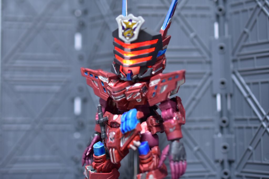 色は、赤を基調にして元々のキットの出来が良いのでそこまで改造しなくてもかなり映えるキットになりました。