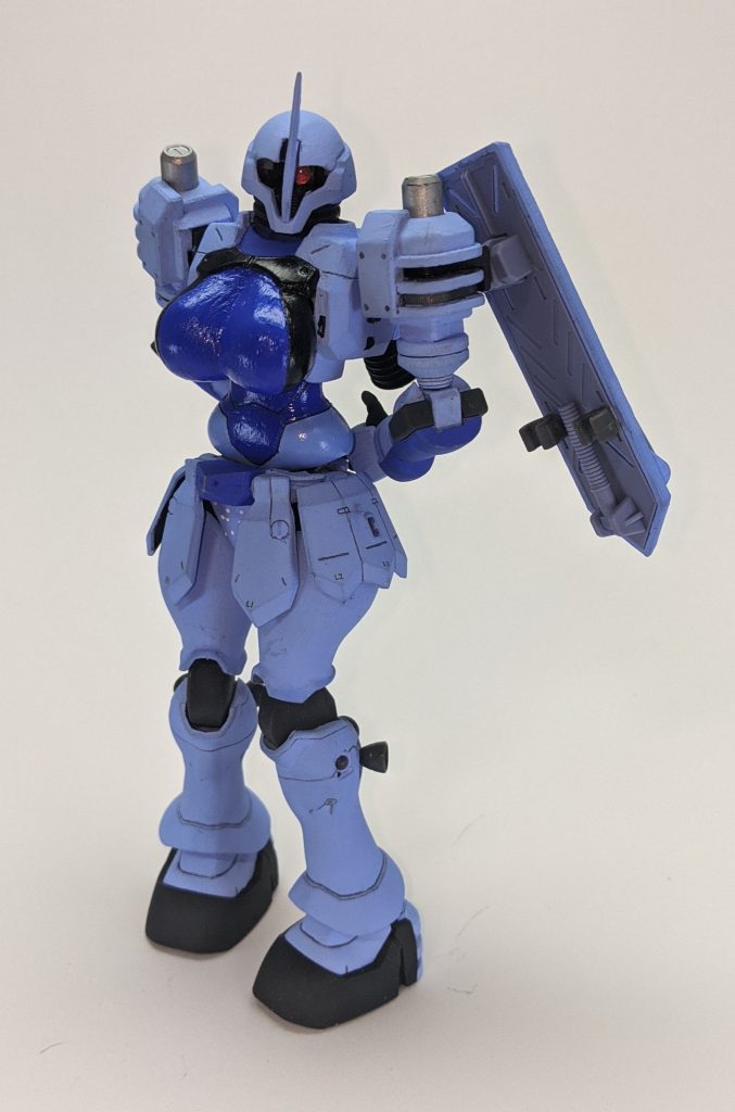 というわけで、元ネタの上で爆誕したヅダちゃんなんですが、実は今回初のアクリルガッシュでの筆塗り塗装を実施しました…( ´･ᴗ･` )金属色に関してはシンナー系塗料を筆塗りしてます。よく見ると塗りムラが凄いことに…(腰周りにはHGニューガンダムの腰周りの関節、股関節には鉄血系キットを流用ししたため…？(次に続く)