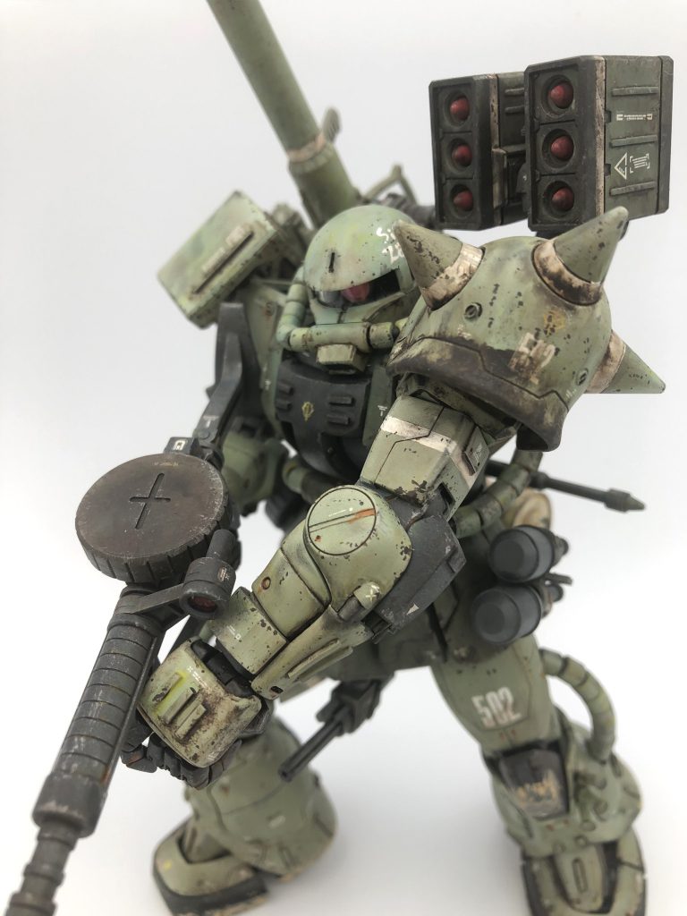 無重力での運用とは違い重力下では常にストレスがかかり、腕部を動かすにも下半身の剛性に影響が出るなど、実際運用して得られるデータは想定以上だったようだ。生産時期によってどんどん改良されていたのもこのJ型の特徴ともいえる。特に脚部は剛性、耐久性の強化が顕著である。