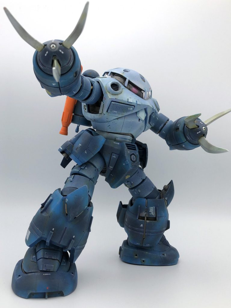 MSM-07 総括 要求された性能確保のため開発が難航したMSM-07ではあったが、その苦労の甲斐あってかジオン独立戦争期における水陸両用MSの中でも最も完成されたMSとなり、海洋の王者として君臨する。そしてその後の水陸両用MSの開発停滞もあり、ジオン軍残党だけでなく鹵獲運用した地球連邦軍ともに、戦後も永く使用されたMSとなった。