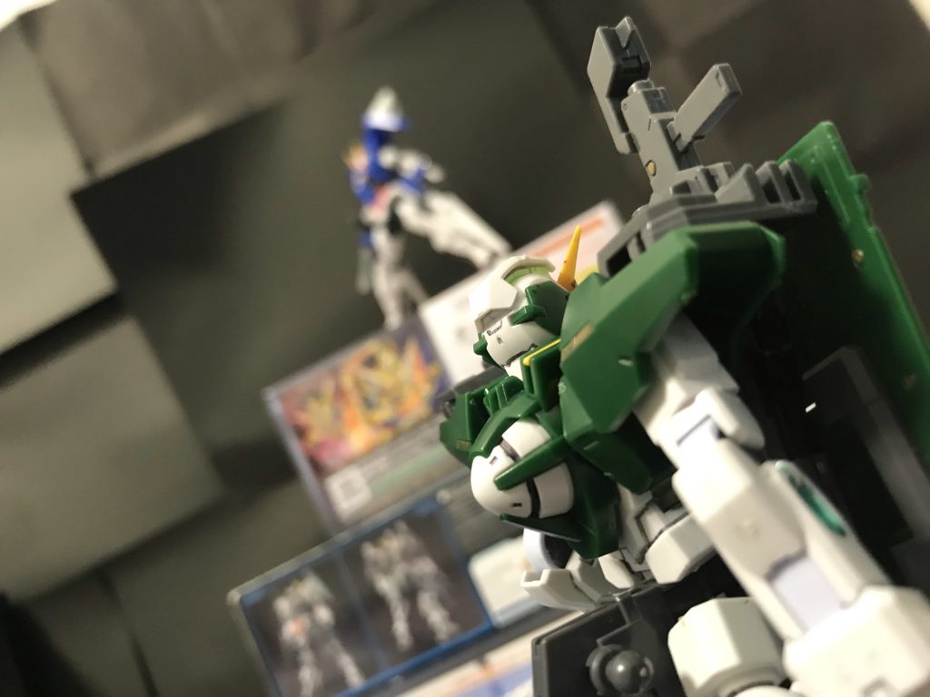 デュナメス「貴様は!」ディジェ「また新キャラか?」デュナメス「カメラ回ってる!」ディジェ「あっ…うん…」