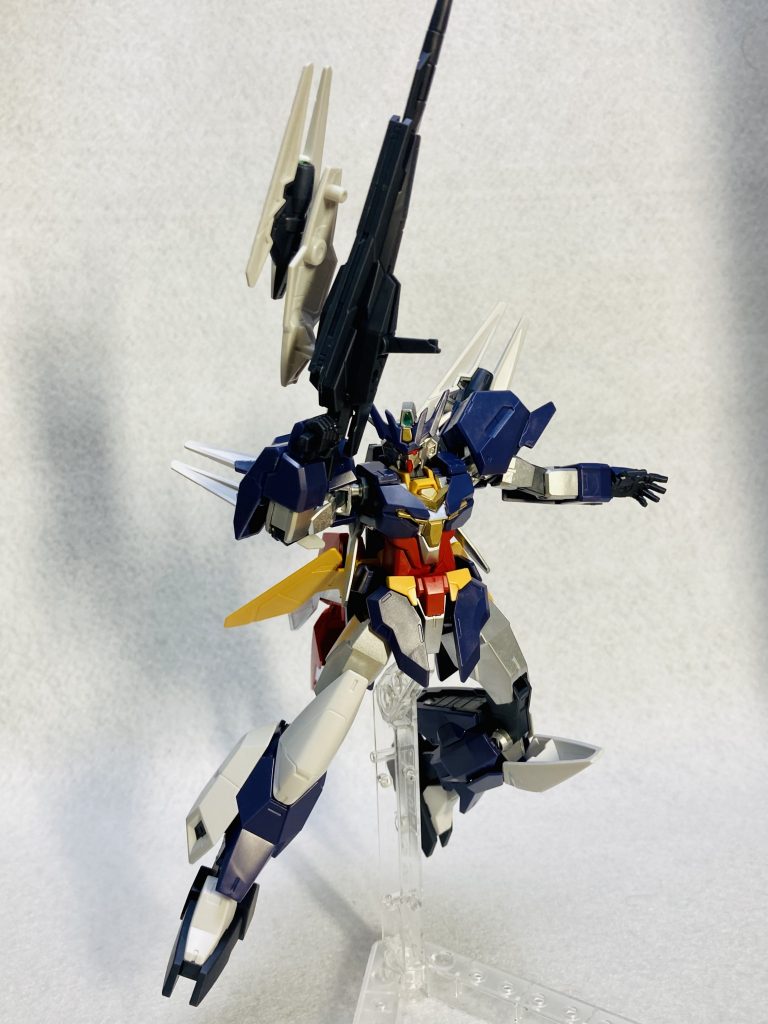 ユーラヴェンガンダム–5枚目/制作者：@zeta_tton