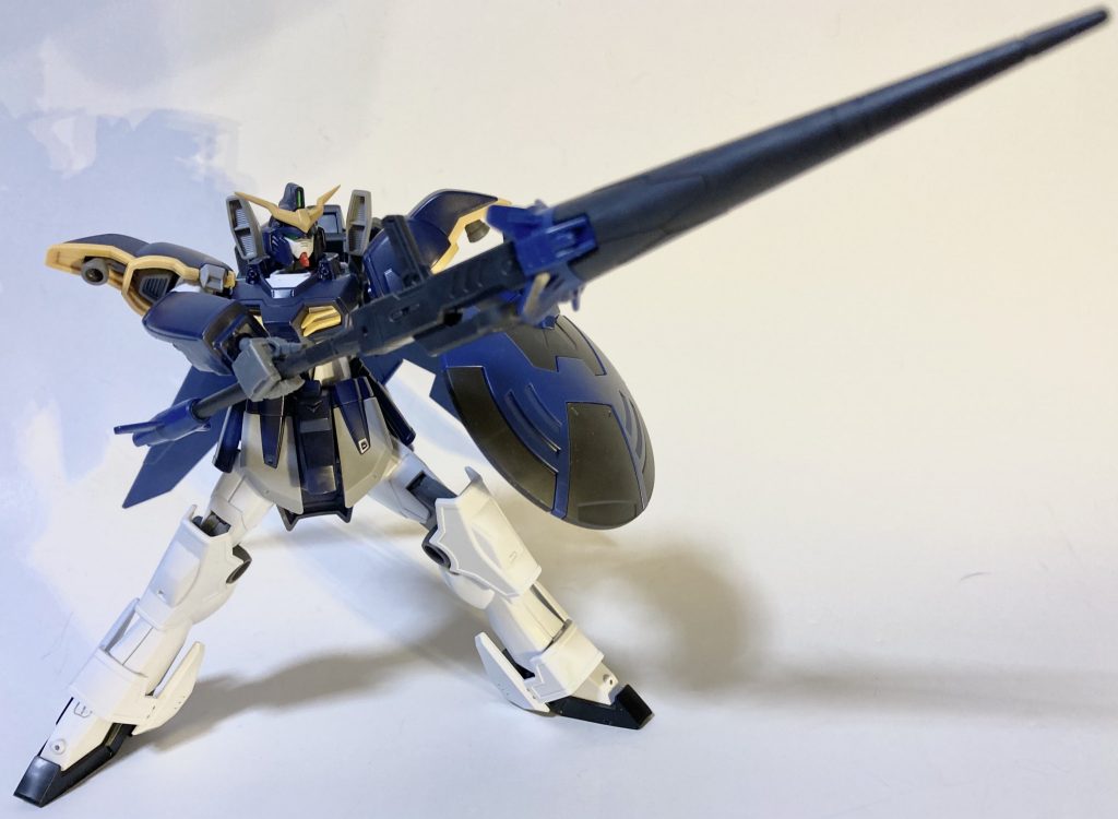 槍!長モノとダークブルーでベストマッチね。