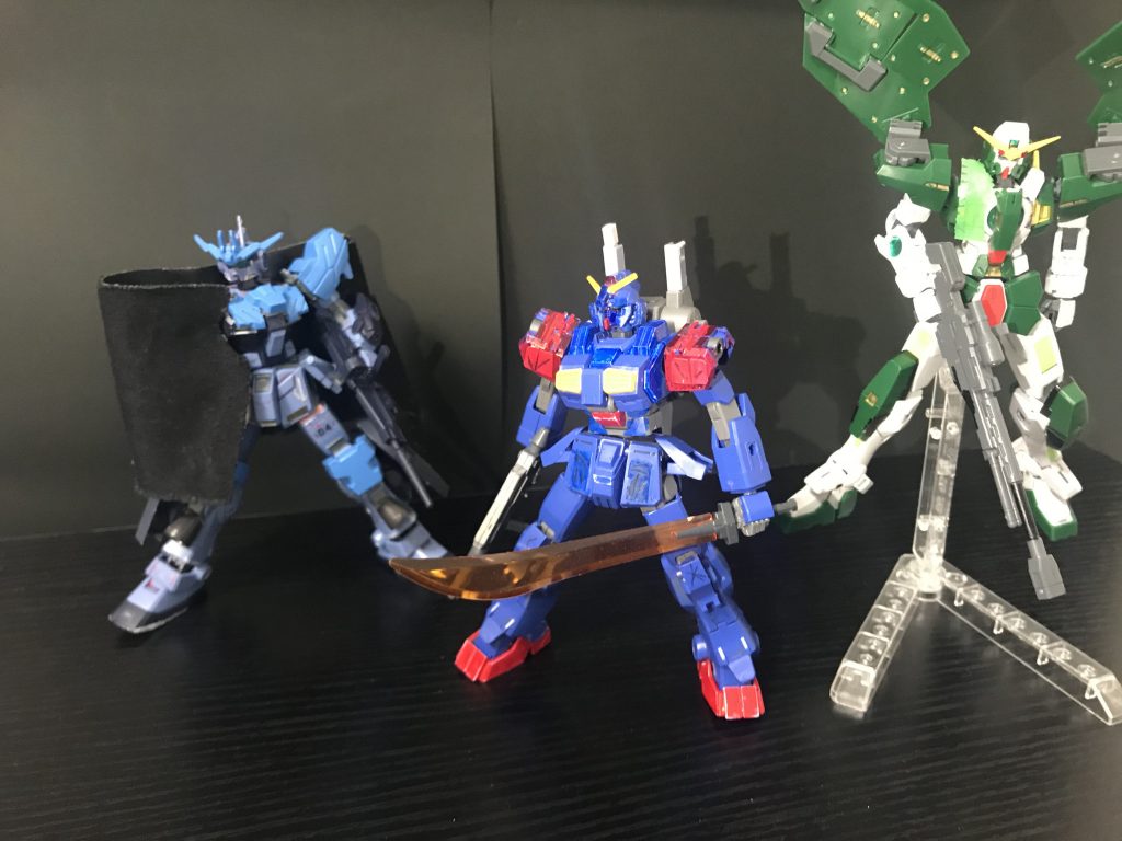 ペイルライダー「ウーアオーさん…ん?」 ペイルライダー「別れ道!?出口は…」デュナメス「おかえりペイルライダー」ペイルライダー「ああ…ただいま」ストカス「どうするの?」デュナメス「運だな…」???「その運を確信に変えてあげようか?」