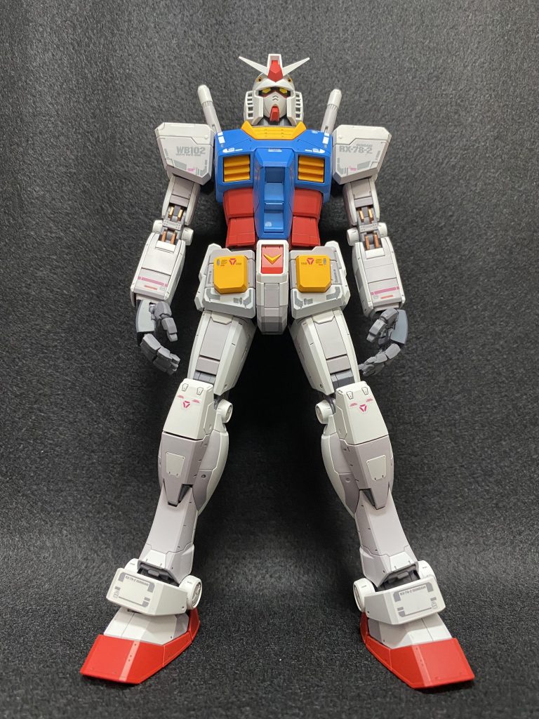 写真では分かりづらいのですが、アニメ風の色に挑戦しました。特に青、少し緑がかってるんですが…ホント分かりづらいな。