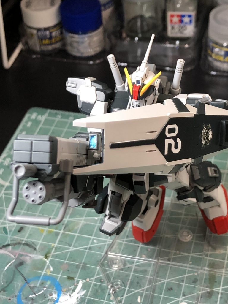 漫画を参考にポージング^ ^こんなゴッツくてロマン武器なんですが、あっさり破壊されるのが残念（ ; ; ）