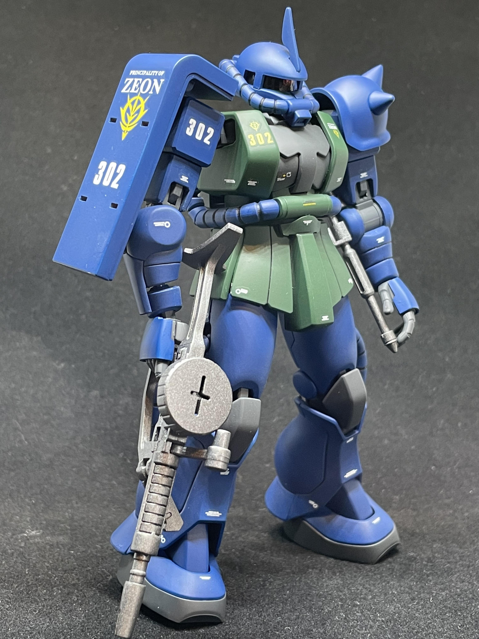 アナベル・ガトー専用ザクⅡ revive 全塗装｜Mさんのガンプラ作品