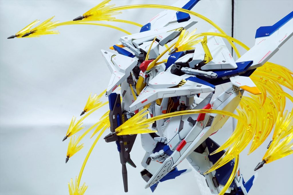 ファンネルミサイルの魅せ方はほかにもいろいろ面白くできそう