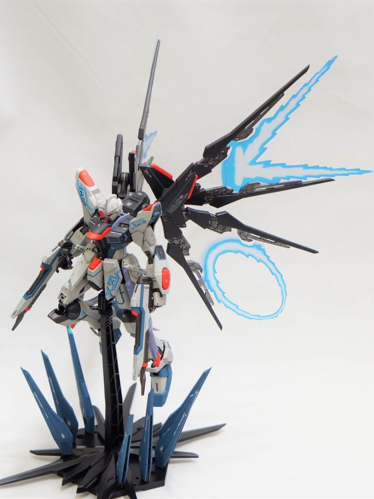 ただ、OKエフェクトを装着してしまうとスーパードラグーンの置き場所がないので簡易スタンドも作りました。