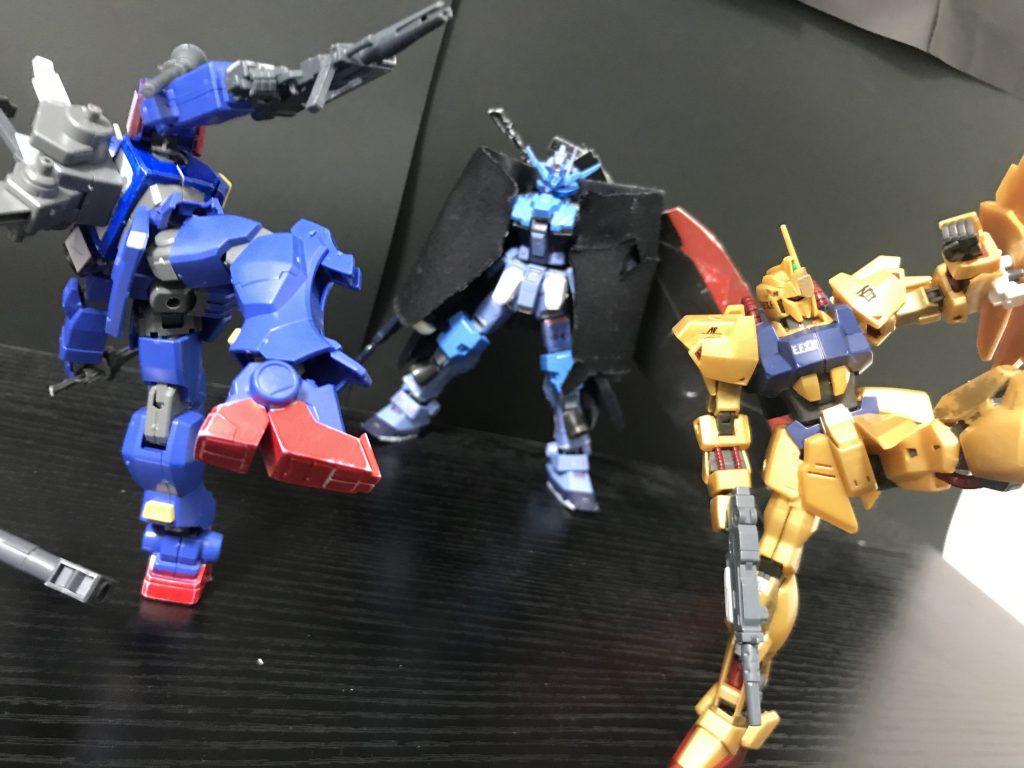 ストカス「おっと」百式「ふぇ?」百式「のぁ、うっ」