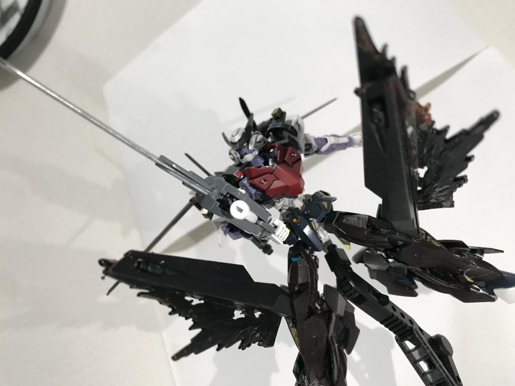 バスターソードビームサーベルが付いているが使わない