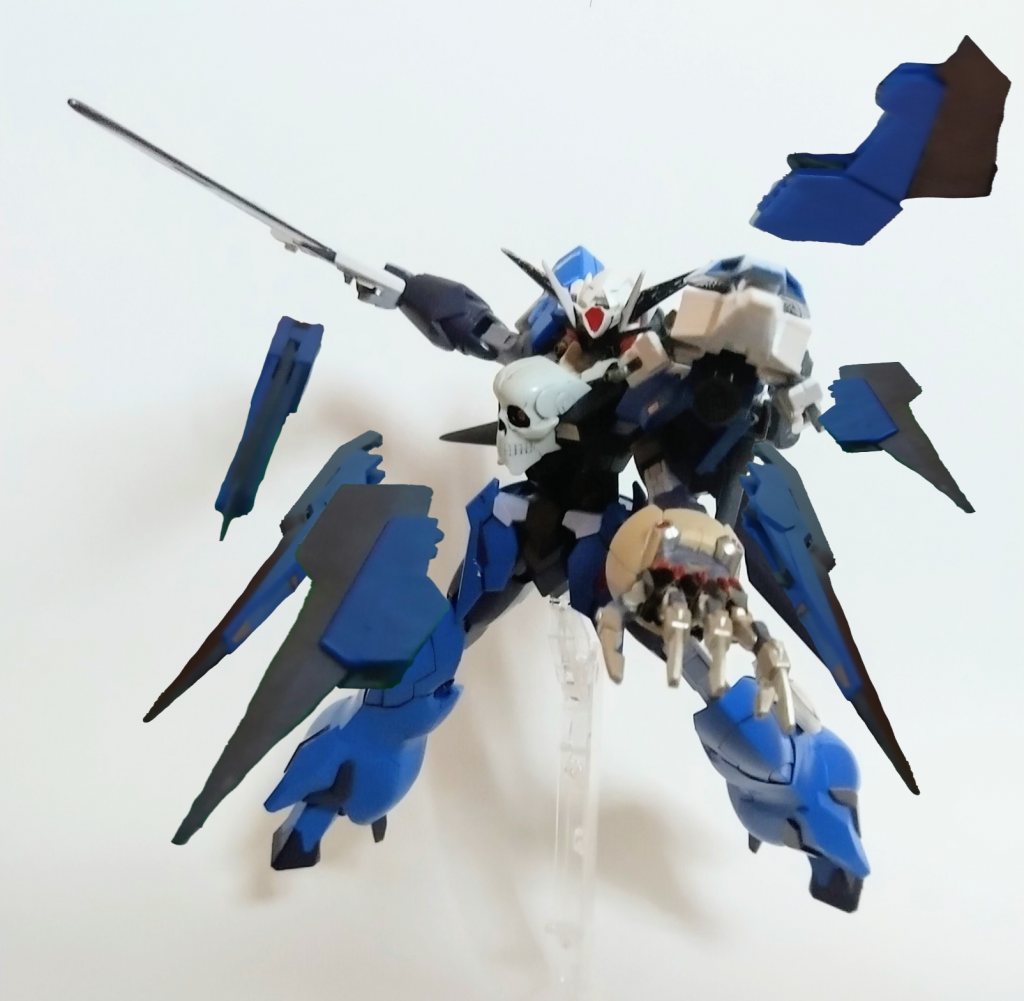 ·GNソードビットクアンタと同型ですがカラーリングを変更しています。メタリックパープルにしたはずなのに乾くと黒っぽくなってしまった···最後に写真を何枚か。