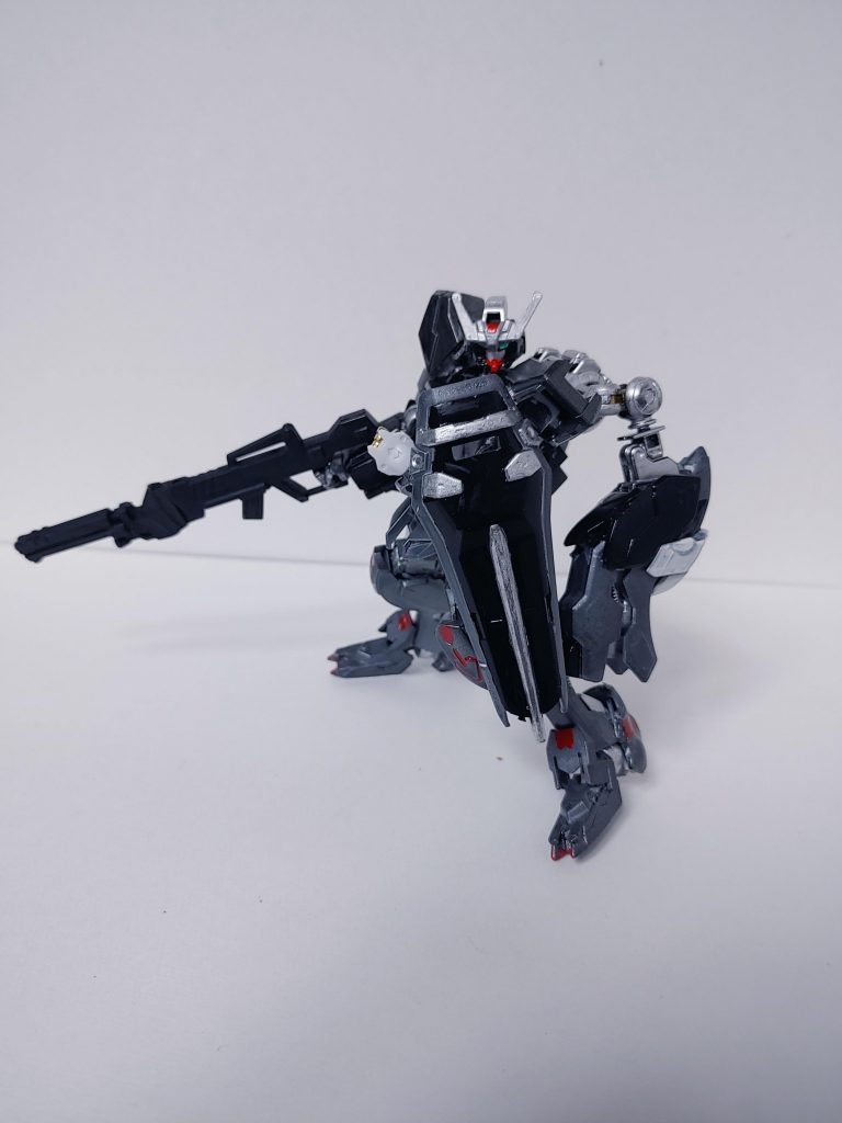 ①ロングビームライフル長いライフルカッコいいなと思い、製作しました(^_^)マスキングテープで繋げて、塗装しただけですw