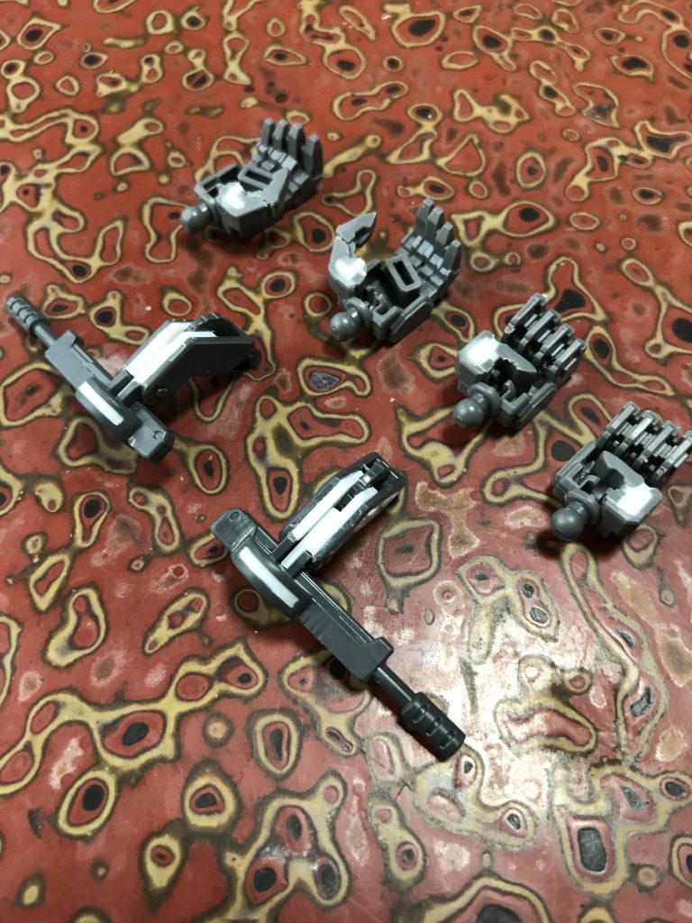 手や武器関係はスルーするつもりだったけど、結局埋めましたw