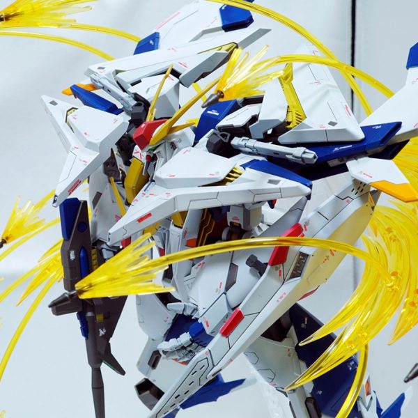 クスィーガンダム　ファンネルミサイルエフェクト