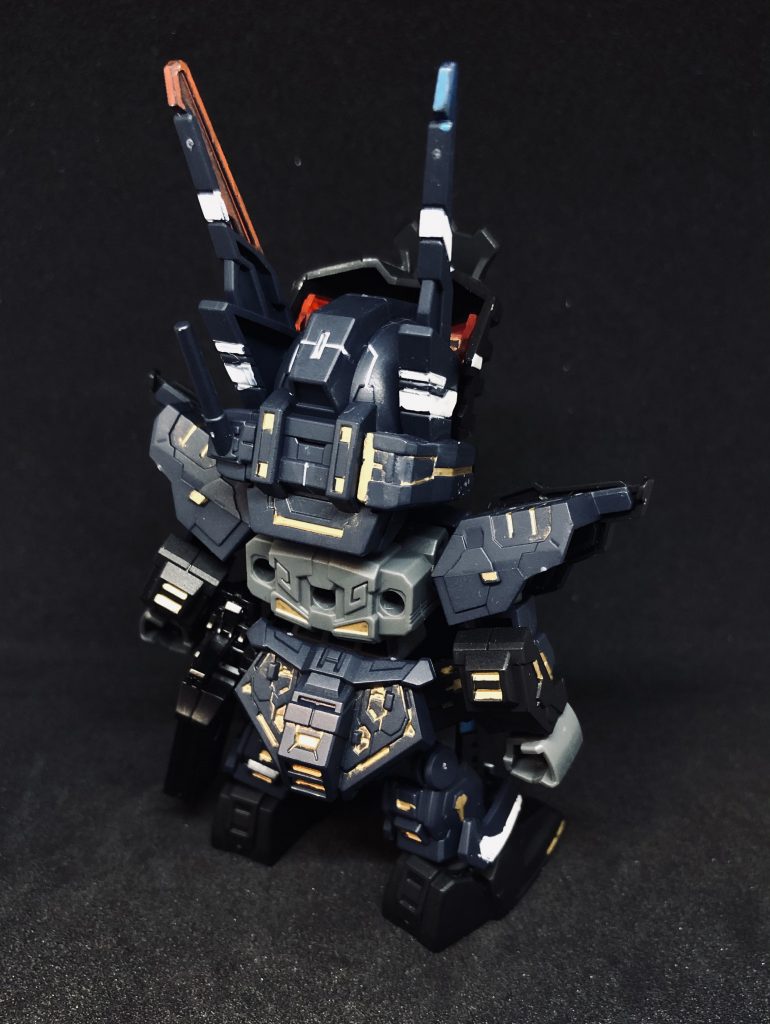 フロントとリアリアの塗装については個人解釈が入っています