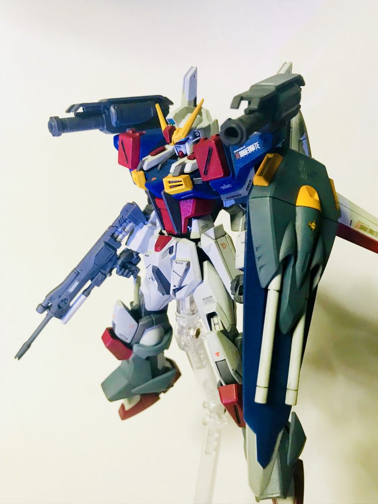 リメイク元の4年前に作ったHGストライクです