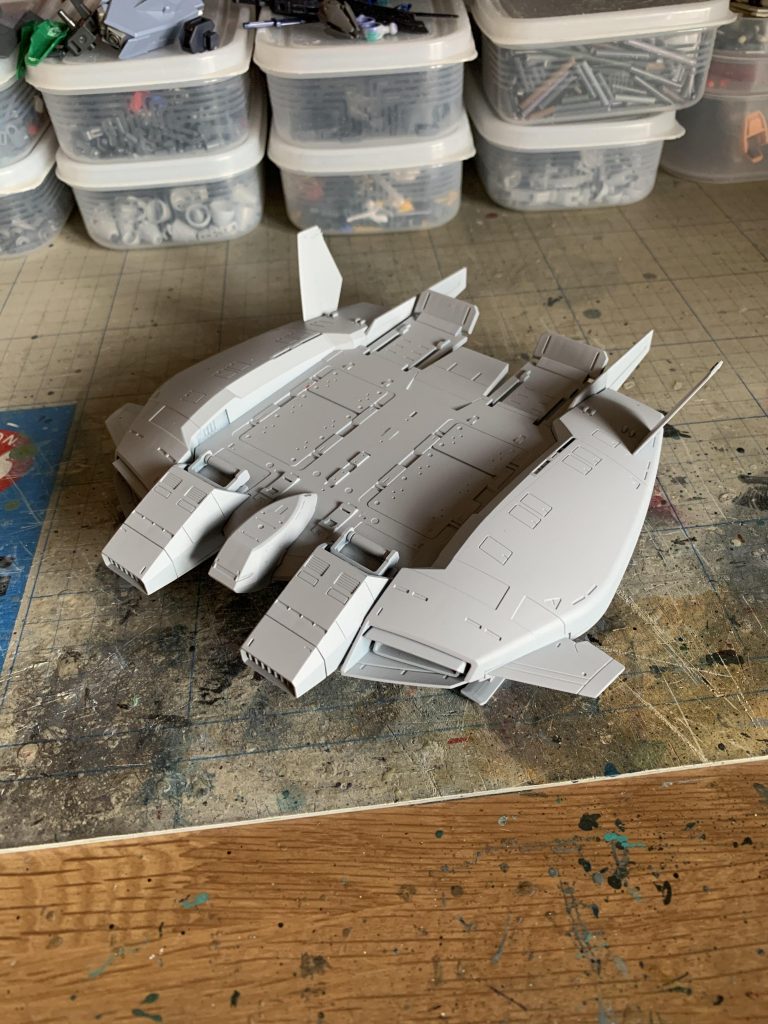 ベースジャバー自体は本当に何も工作せず、砲を外しただけ。サフを吹いて筆でベタ塗りしていきます。今までフラットでは無い塗料を筆でベタ塗りすると光沢が出てるようなので、光沢出したく無い時は、フラットベース混ぜた方がいいかもしれませんね。 以上になります。ご清聴ありがとうございました。