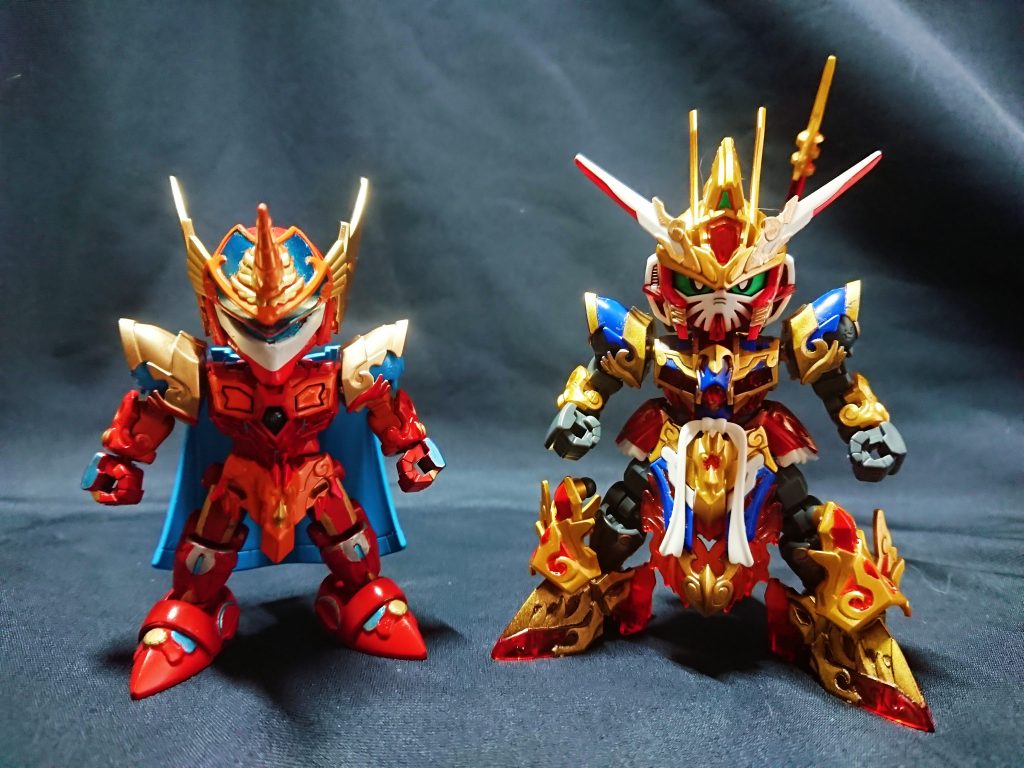 サイズ比較は同じパーツをメインに使用したアルカイザーと比較。