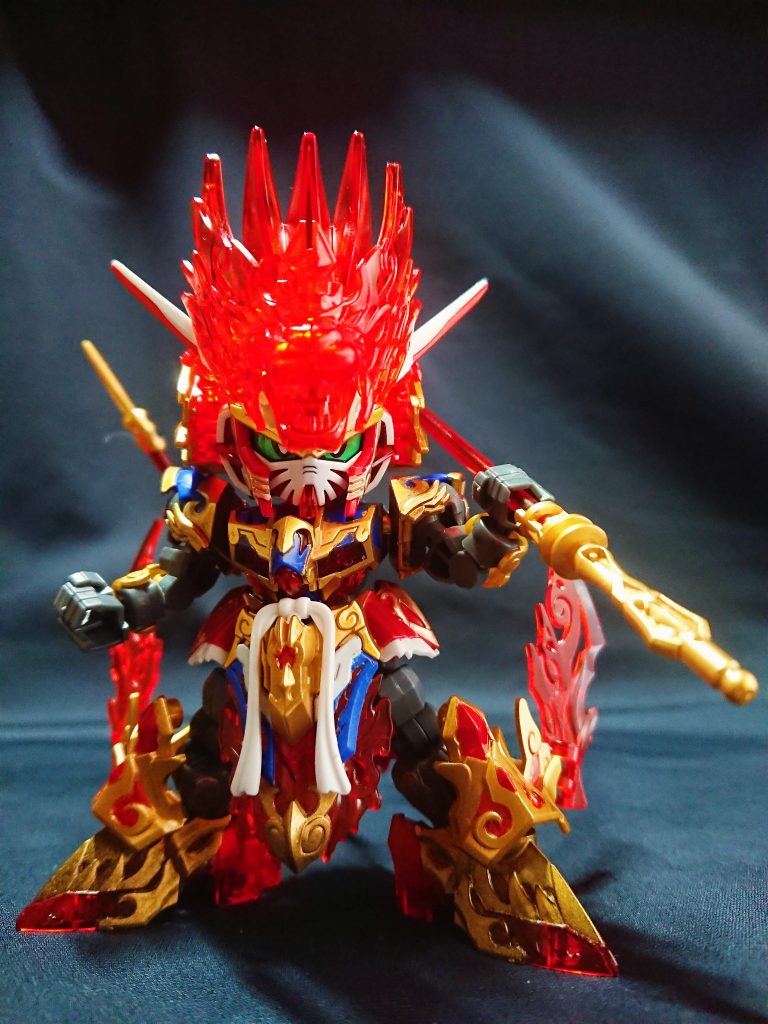 悟空シルエットもかっちりポーズが決まります。こうやって見ると、なんだか今作のSDって値段が安すぎる気もします。